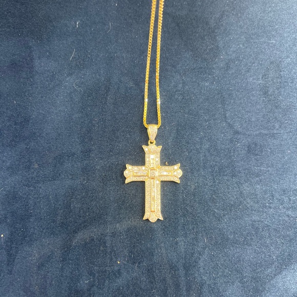 14K Yellow Gold Natural Diamond Cross Pendant - Picture 6 of 7